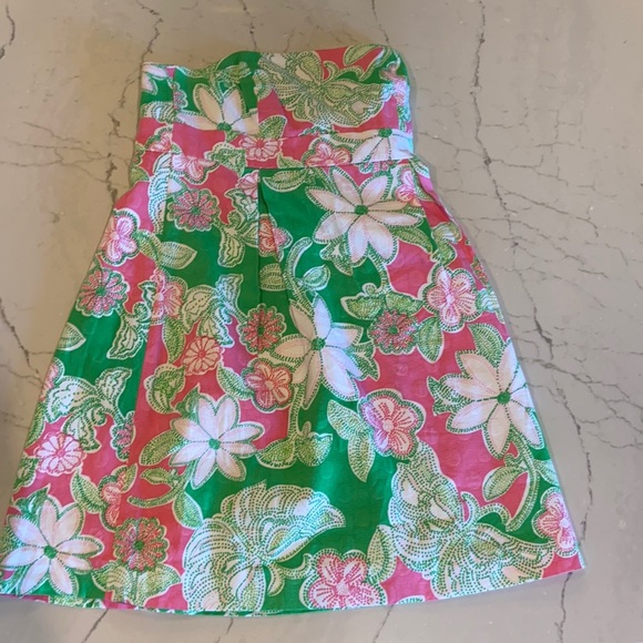Lilly Pulitzer Dresses & Skirts - Lily Pulitzer Strapless Dress Pink & Green Size 4